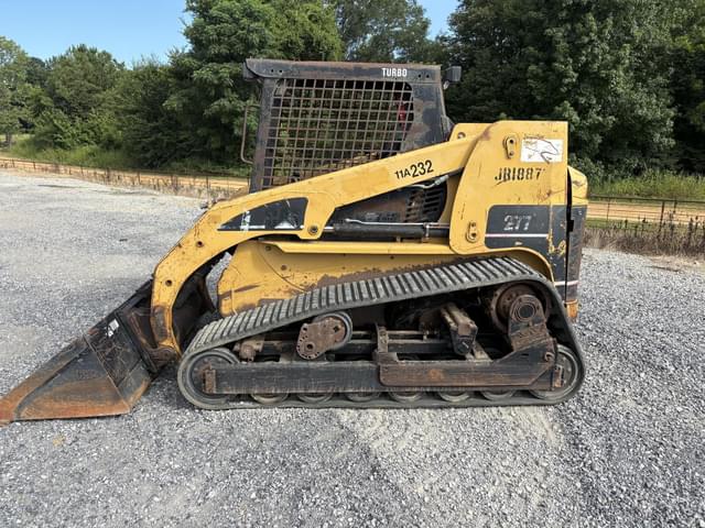 Image of Caterpillar 277 equipment image 3