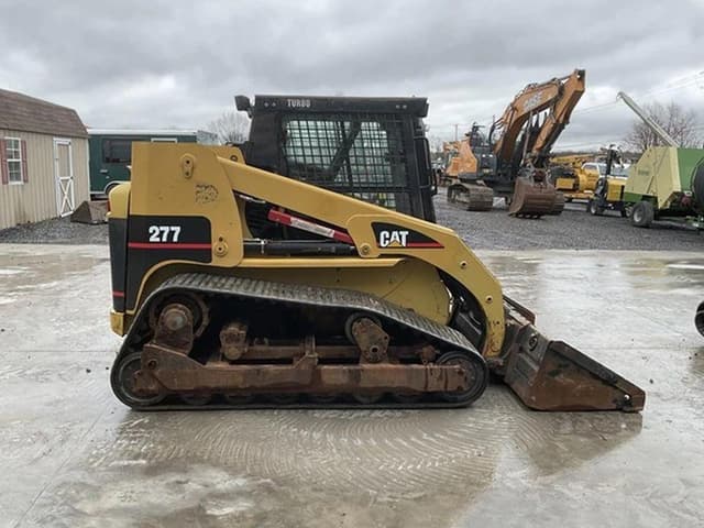 Image of Caterpillar 277 equipment image 4