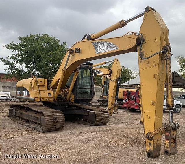 Image of Caterpillar 320CL equipment image 2