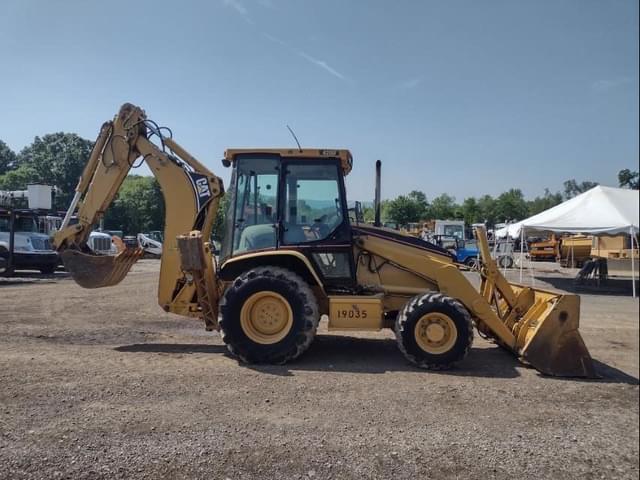 Image of Caterpillar 420D equipment image 2