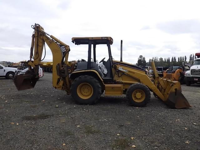 Image of Caterpillar 420D equipment image 3