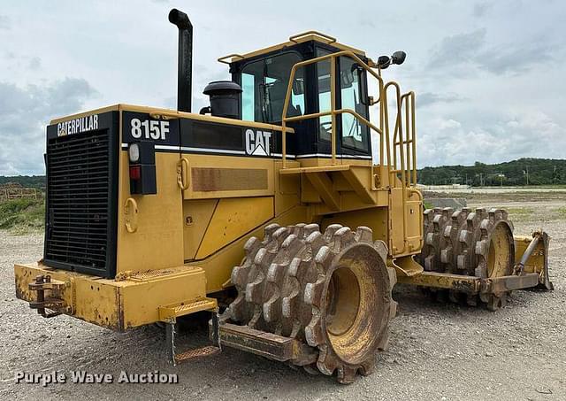 Image of Caterpillar 815F equipment image 4