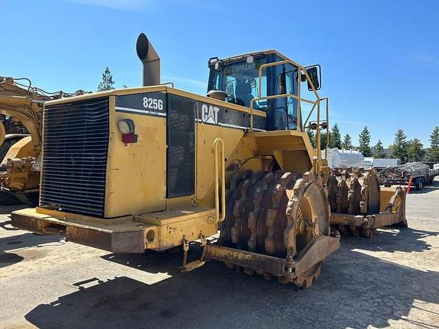 Image of Caterpillar 825G II equipment image 2