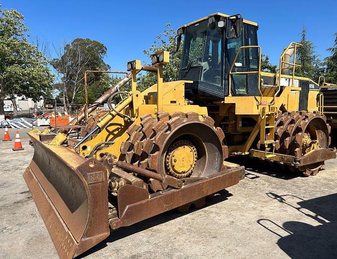 Image of Caterpillar 825G II Primary image