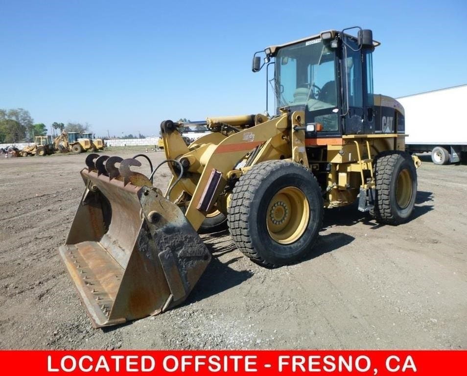 2004 Caterpillar 924GZ Equipment Image0