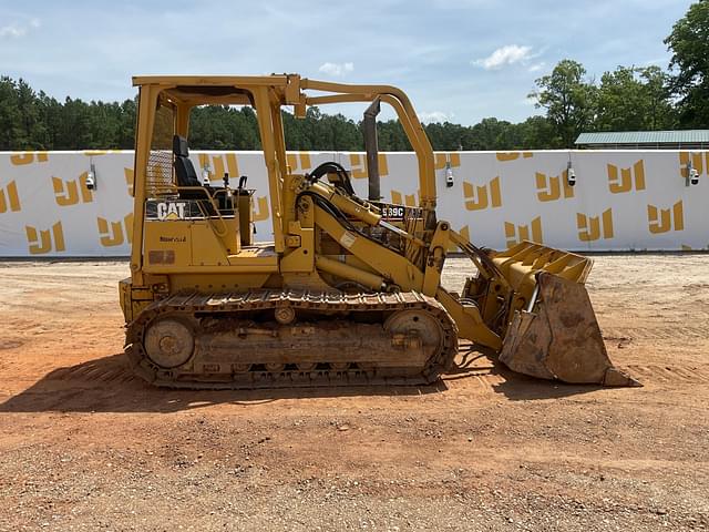 Image of Caterpillar 939C equipment image 3
