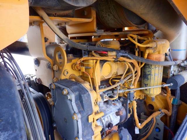 Image of Caterpillar CP433E equipment image 1