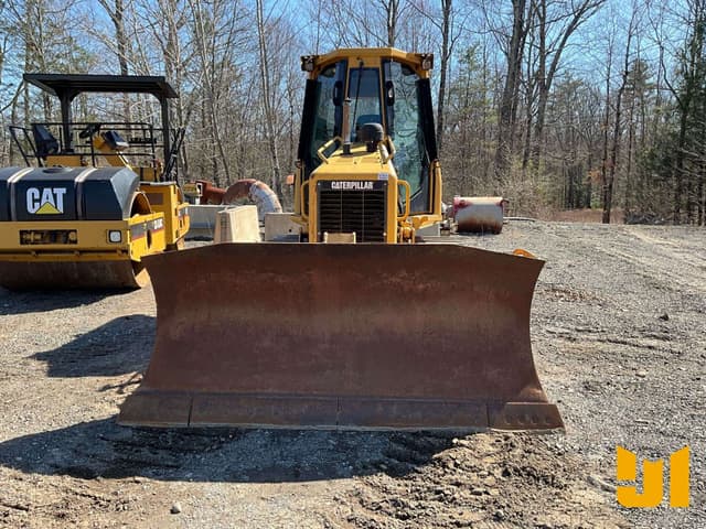 Image of Caterpillar D5G equipment image 1