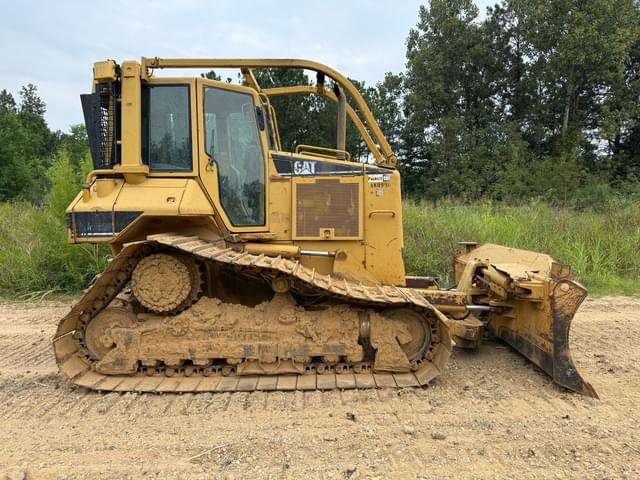 Image of Caterpillar D5N LGP equipment image 3