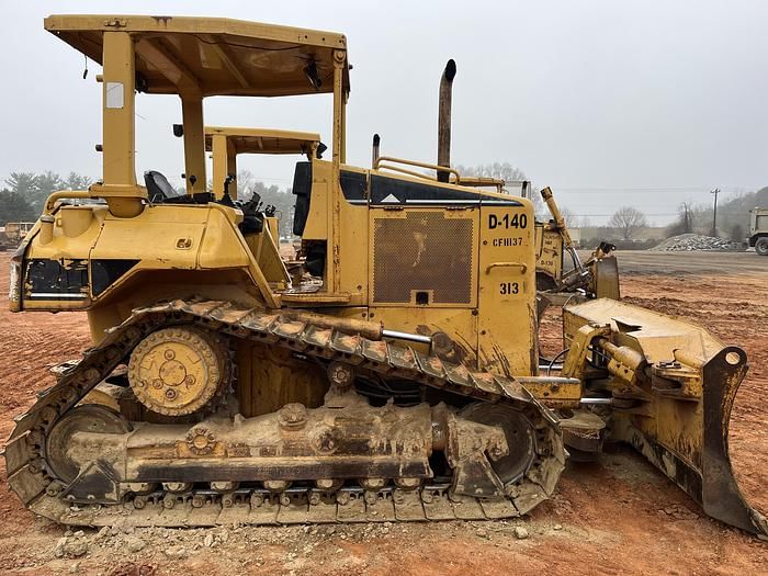 2004 Caterpillar D5N XL Equipment Image0