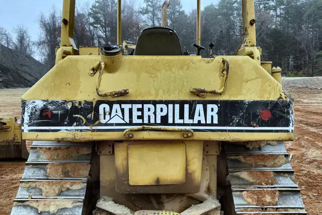 Image of Caterpillar D5N XL equipment image 4