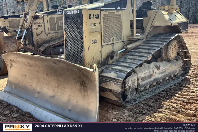 Image of Caterpillar D5N XL equipment image 2
