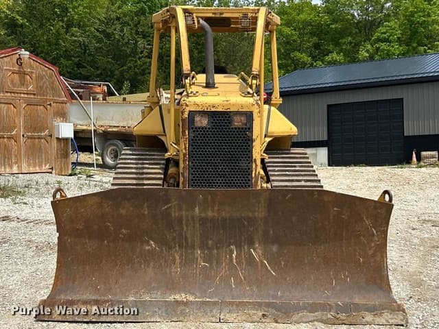Image of Caterpillar D5N XL equipment image 1