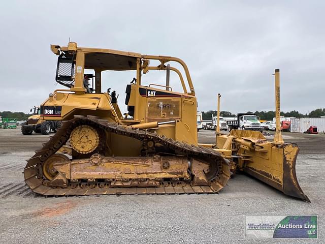 Image of Caterpillar D6N LGP equipment image 4