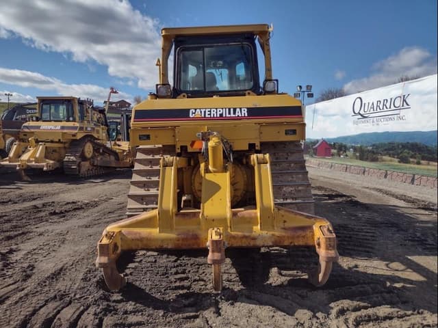 Image of Caterpillar D6R XL equipment image 3