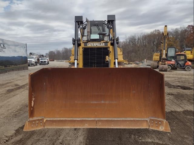 Image of Caterpillar D6R XL equipment image 1