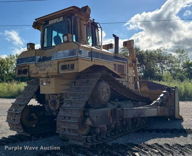 Image of Caterpillar D8R equipment image 4
