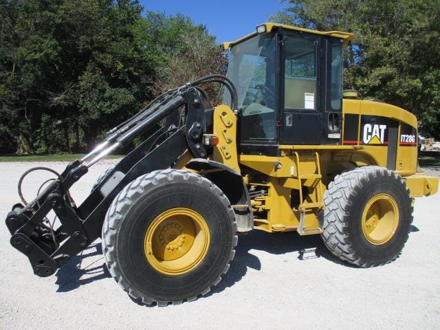 2004 Caterpillar IT28G Equipment Image0