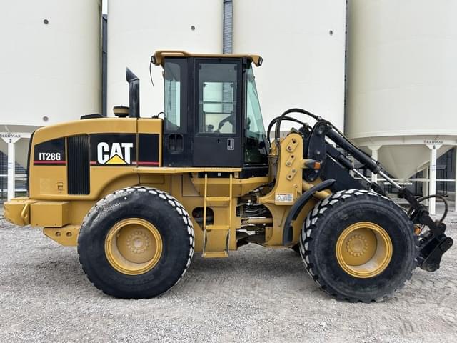 Image of Caterpillar IT28G equipment image 3