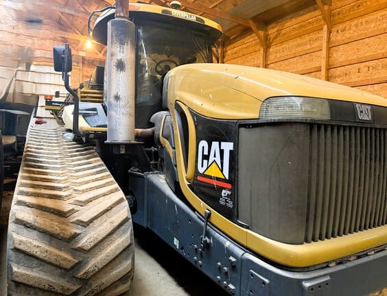 2004 Challenger MT855 Equipment Image0