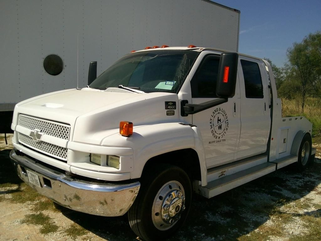 2004 Chevrolet Kodiak Equipment Image0