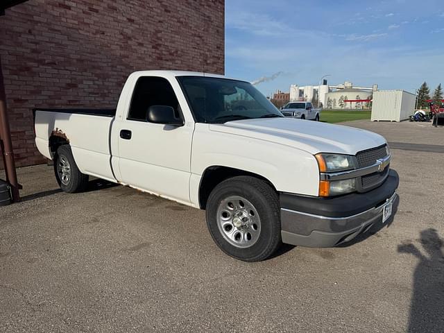 Image of Chevrolet 1500 equipment image 1