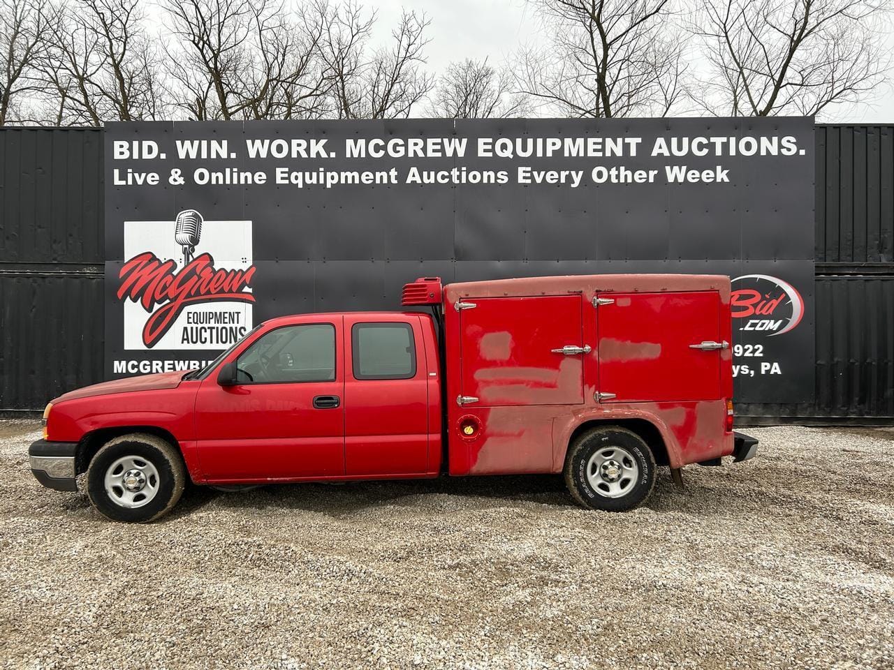 2004 Chevrolet 1500 Equipment Image0