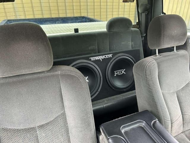 Image of Chevrolet 1500 equipment image 4