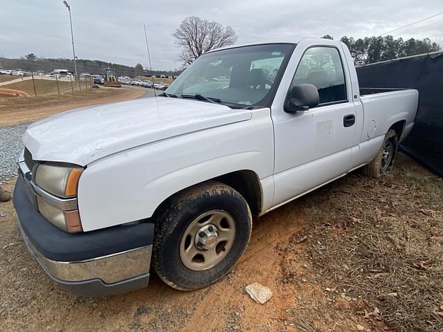 Image of Chevrolet 1500 equipment image 3