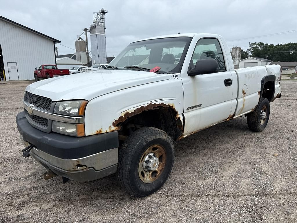 Image of Chevrolet 2500HD Primary image