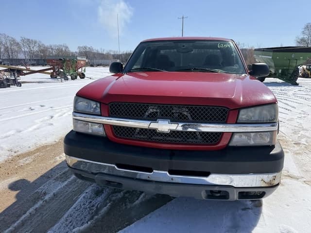 Image of Chevrolet 2500HD equipment image 1