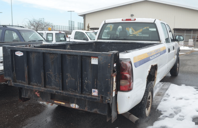 Image of Chevrolet 2500HD equipment image 2