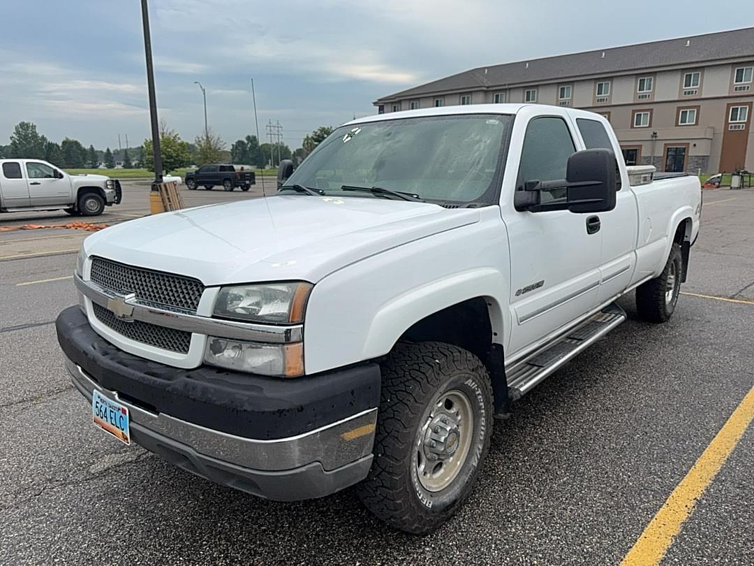 Image of Chevrolet 2500HD Primary image