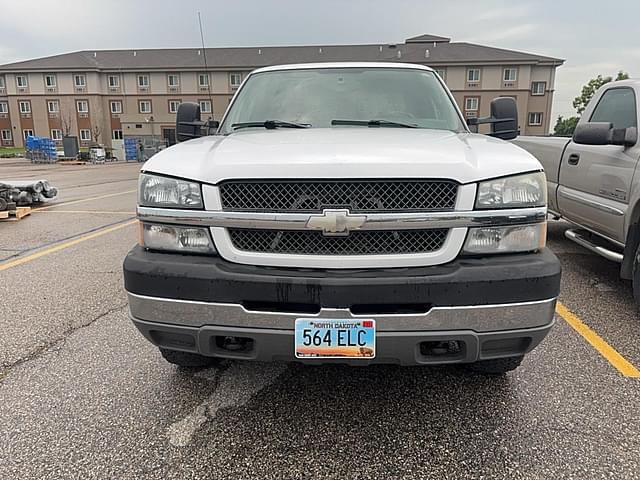 Image of Chevrolet 2500HD equipment image 1