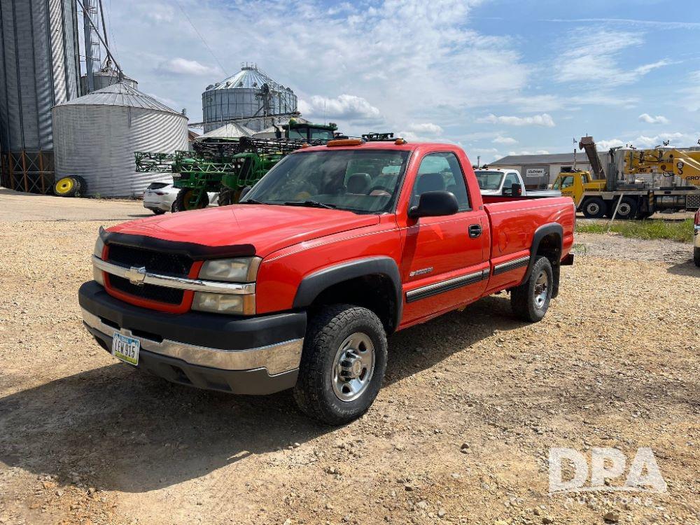 Image of Chevrolet 2500HD Primary image