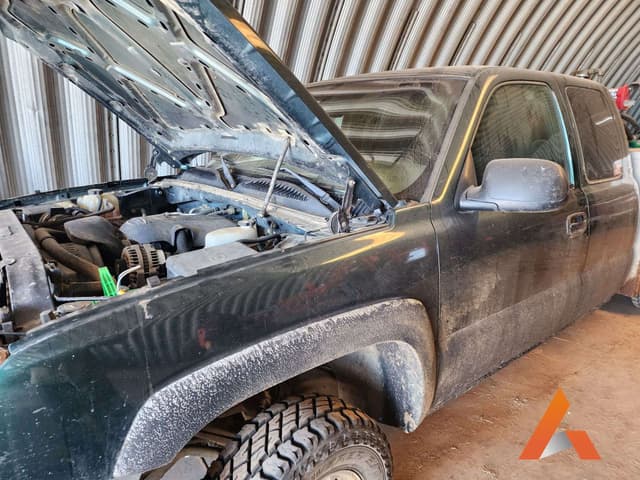 Image of Chevrolet 3500 equipment image 3