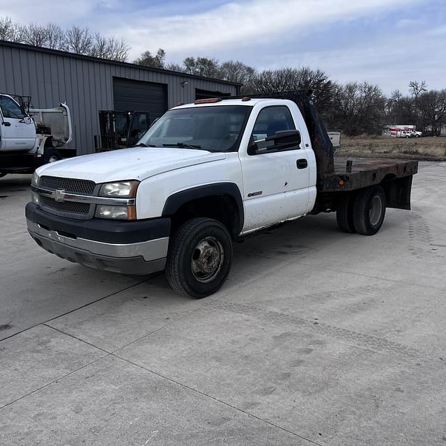 Image of Chevrolet 3500 equipment image 1