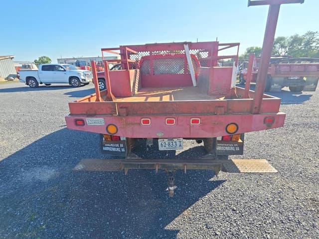 Image of Chevrolet 3500HD equipment image 4