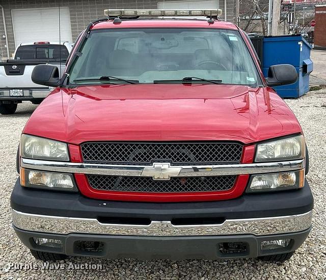 Image of Chevrolet Avalanche equipment image 1