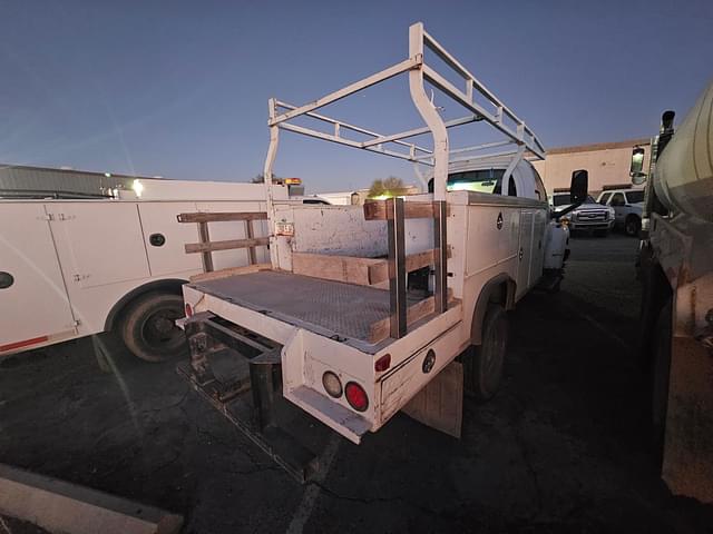 Image of Chevrolet C4500 equipment image 2