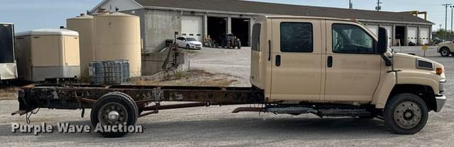 Image of Chevrolet C4500 equipment image 3