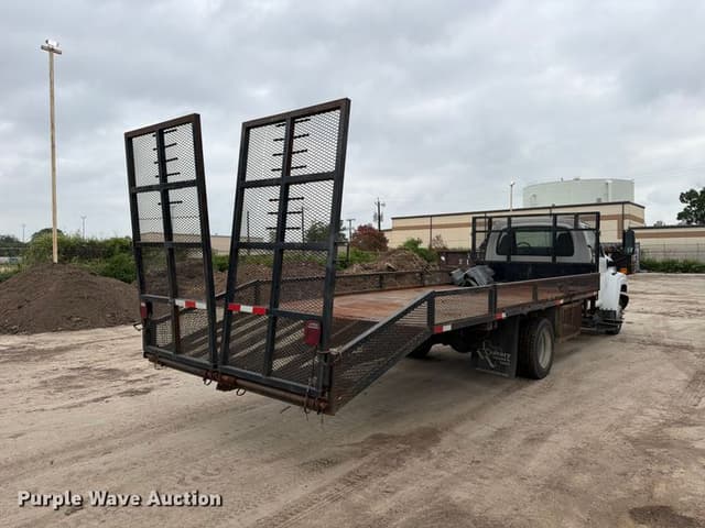 Image of Chevrolet C5500 equipment image 4