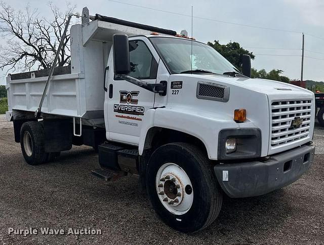 Image of Chevrolet C6500 equipment image 2