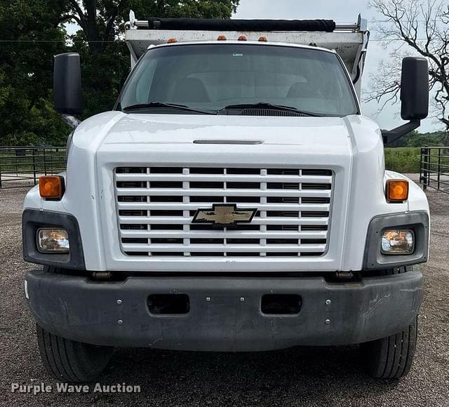 Image of Chevrolet C6500 equipment image 1