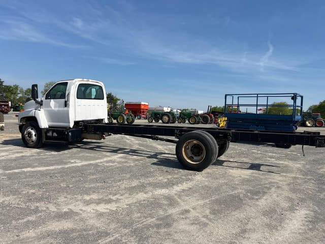 Image of Chevrolet C6500 equipment image 1