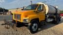 2004 Chevrolet C7500 Image