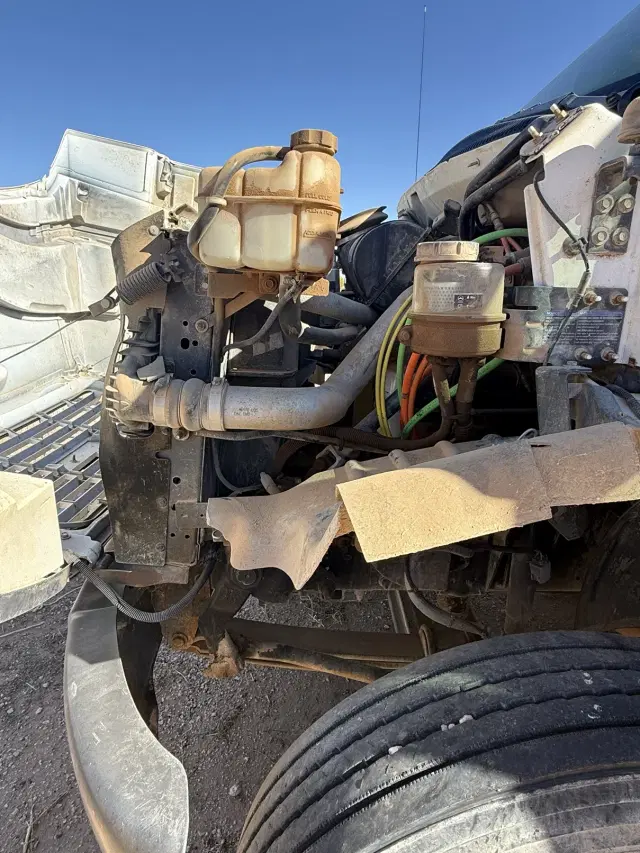 Image of Chevrolet C8500 equipment image 4