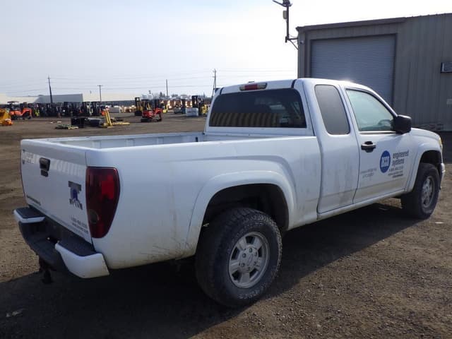 Image of Chevrolet Colorado equipment image 2