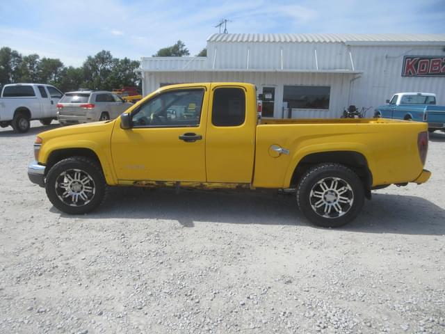 Image of Chevrolet Colorado equipment image 1