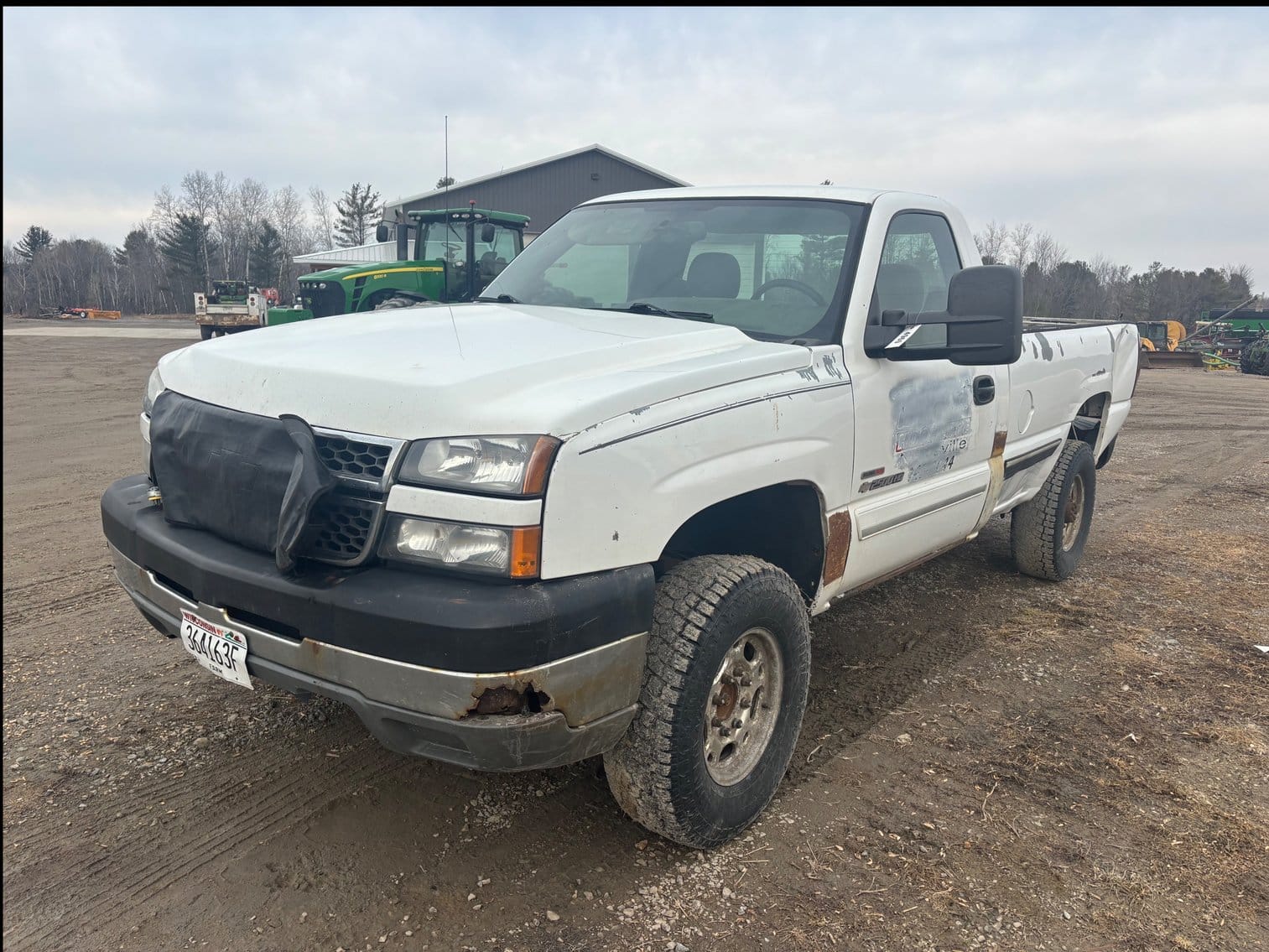 2004 Chevrolet 2500 Equipment Image0